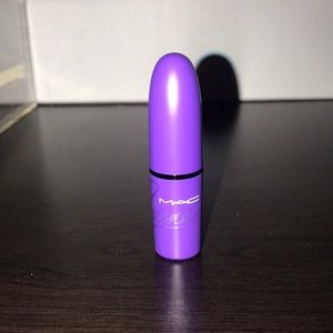 SELENA MAC LIPSTICK 💄